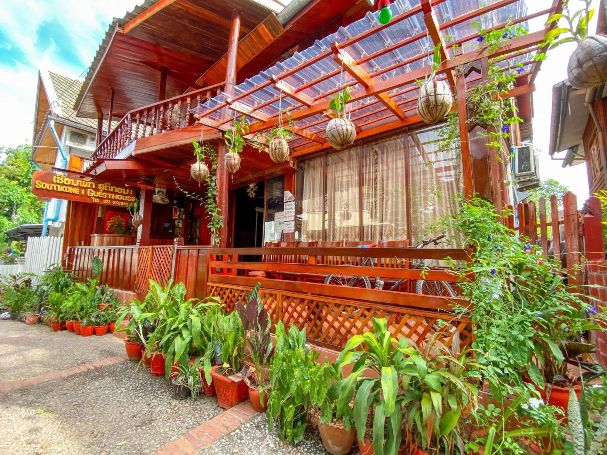 Soutikone1 Guesthouse Luang Prabang Luaran gambar
