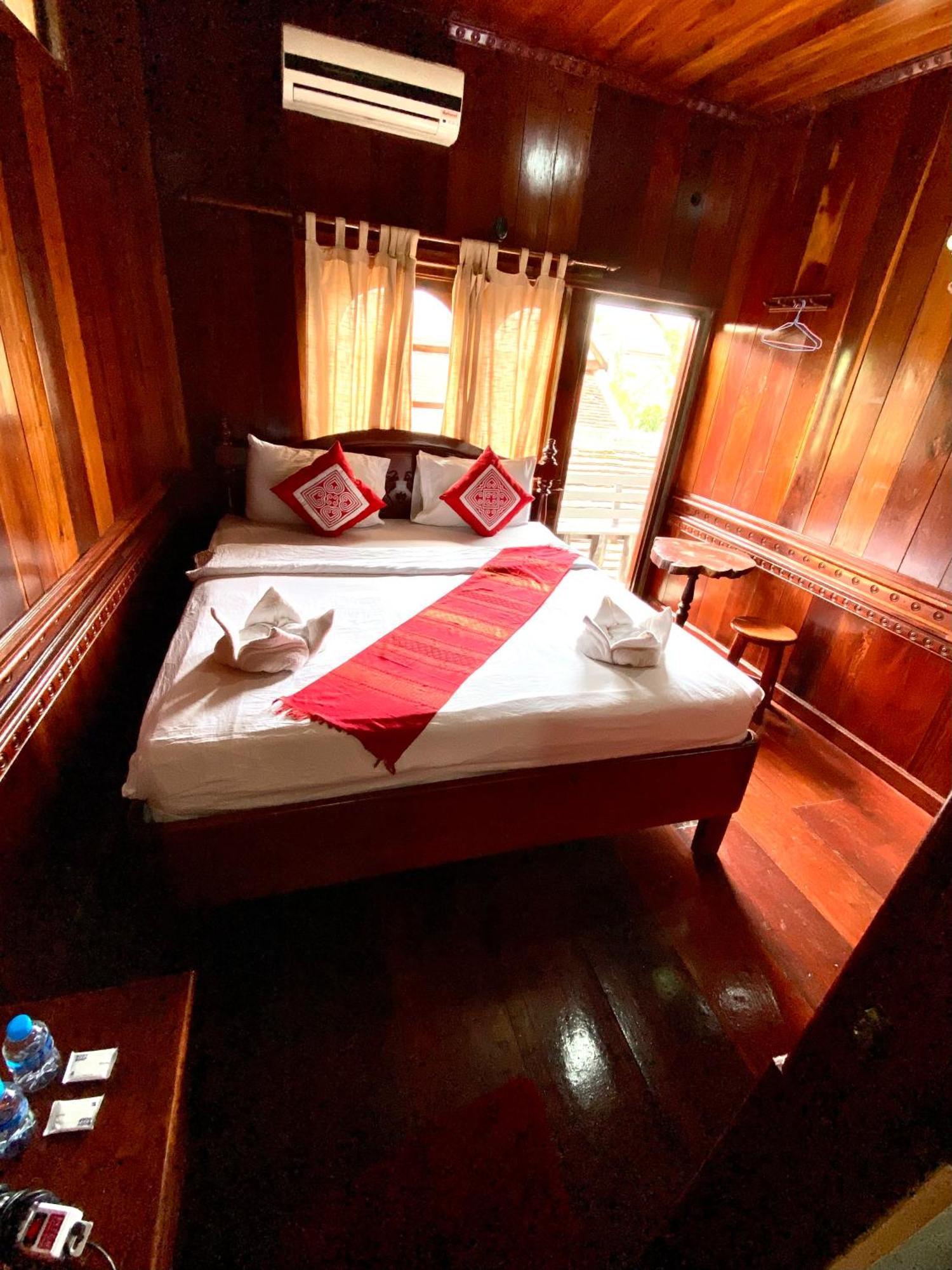 Soutikone1 Guesthouse Luang Prabang Luaran gambar
